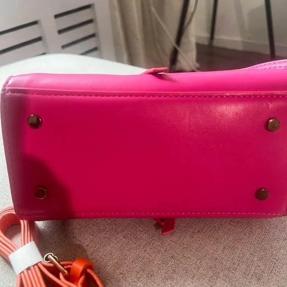 Square Tote Bags - Picture 4 of 4